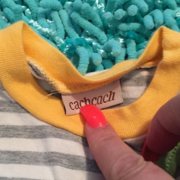 Cachcach Outfit - Picture 2 of 3